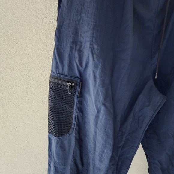 Columbia Mens Lightweight Packable Navy Blue Storm Rain Wind Pants Size Medium - Picture 3 of 10